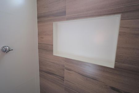 Apartamento à venda com 54m², 2 quartos e 2 vagas Apartamento à venda com 54m², 2 quartos e 2 vagasBanheiro