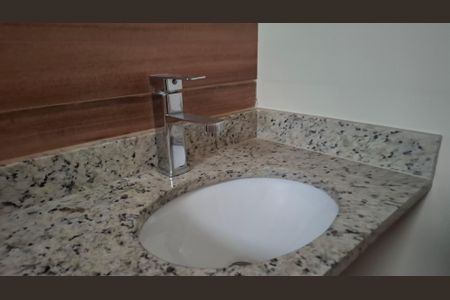 Apartamento para alugar com 54m², 2 quartos e 2 vagasBanheiro da Suíte