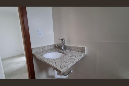 Apartamento à venda com 54m², 2 quartos e 2 vagasBanheiro Social