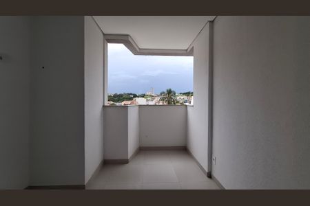 Apartamento à venda com 54m², 2 quartos e 2 vagasVaranda
