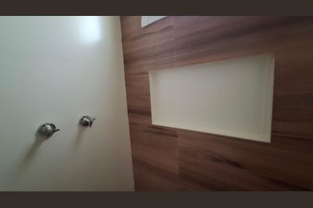 Apartamento à venda com 54m², 2 quartos e 2 vagasBanheiro Social