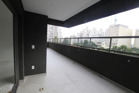 Apartamento à venda com 113m², 2 quartos e 1 vagaVaranda