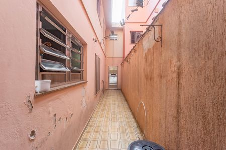 Casa à venda com 186m², 3 quartos e 2 vagasCorredor 
