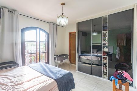 Casa à venda com 186m², 3 quartos e 2 vagasQuarto 1 - suíte 