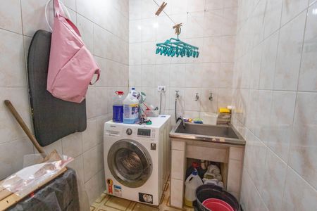 Casa à venda com 186m², 3 quartos e 2 vagasÁrea de serviço 