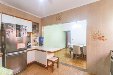 Casa à venda com 186m², 3 quartos e 2 vagasCozinha 
