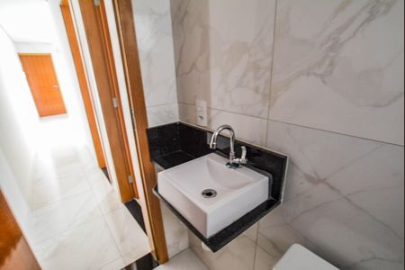 Apartamento à venda com 47m², 2 quartos e 1 vagaBanheiro Social