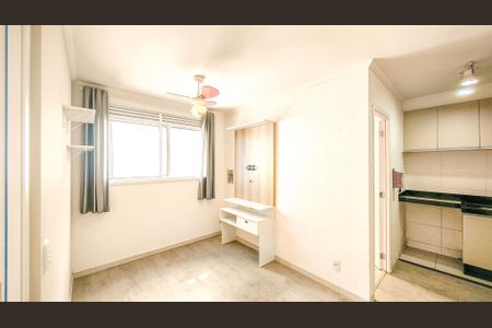 Sala de apartamento para alugar com 2 quartos, 35m² em Socorro, São Paulo