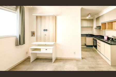 Sala de apartamento para alugar com 2 quartos, 35m² em Socorro, São Paulo