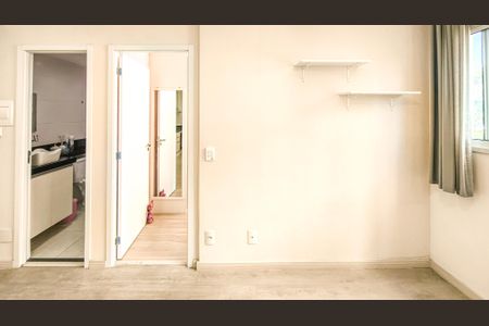 Sala de apartamento para alugar com 2 quartos, 35m² em Socorro, São Paulo