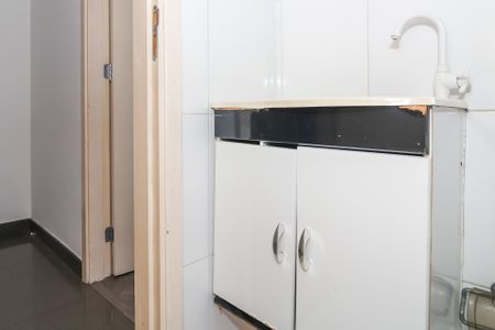 Apartamento para alugar com 45m², 2 quartos e sem vagaBanheiro