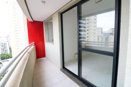 Studio à venda com 38m², 1 quarto e 1 vaga Studio à venda com 38m², 1 quarto e 1 vagaVaranda
