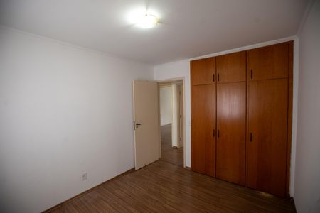 Apartamento para alugar com 68m², 2 quartos e 1 vaga