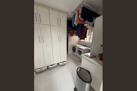Apartamento à venda com 150m², 4 quartos e 3 vagasFoto 01