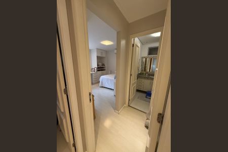 Apartamento à venda com 150m², 4 quartos e 3 vagasFoto 01