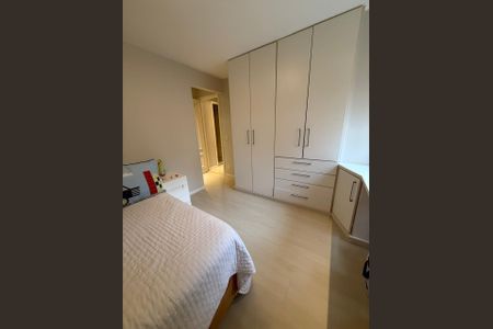 Apartamento à venda com 150m², 4 quartos e 3 vagasFoto 01
