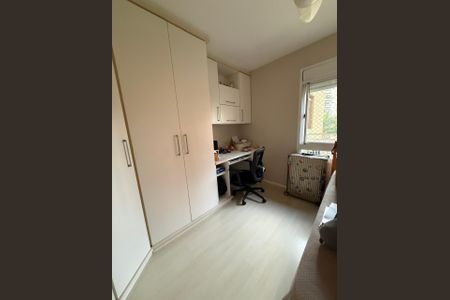 Apartamento à venda com 150m², 4 quartos e 3 vagasFoto 01