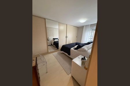 Apartamento à venda com 150m², 4 quartos e 3 vagasFoto 01