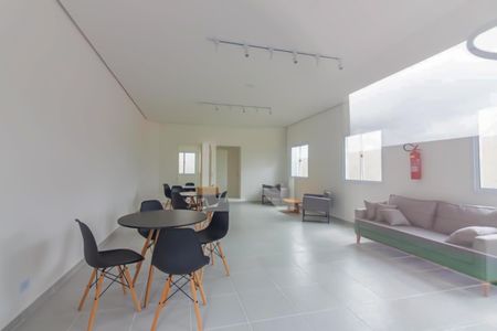 Apartamento à venda com 43m², 1 quarto e 1 vagaÁrea comum - Salão de festas