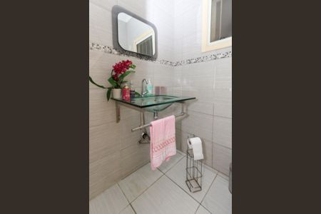 Casa à venda com 139m², 2 quartos e 1 vagaLavabo