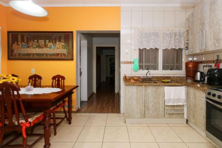 Casa à venda com 139m², 2 quartos e 1 vagaCozinha