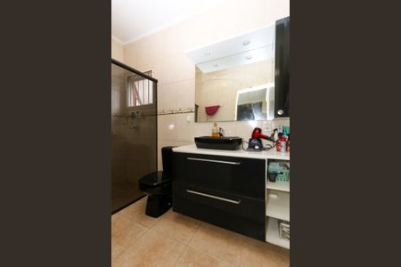 Casa à venda com 139m², 2 quartos e 1 vagaBanheiro 2