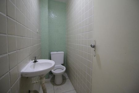 Casa à venda com 89m², 2 quartos e sem vagaLavabo