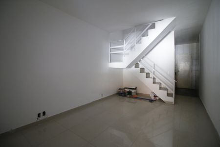 Sala de casa à venda com 2 quartos, 89m² em Curicica, Rio de Janeiro