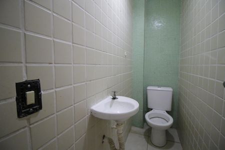 Casa à venda com 89m², 2 quartos e sem vagaLavabo