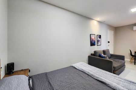 Quarto  de kitnet/studio para alugar com 1 quarto, 31m² em Santo Cristo, Rio de Janeiro