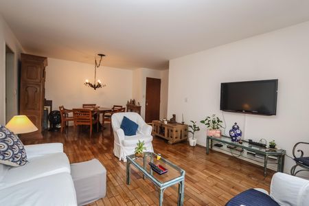 Apartamento à venda com 124m², 3 quartos e 2 vagasSala