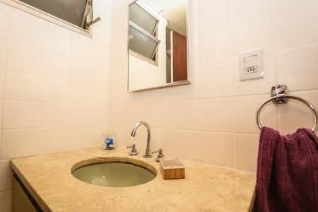 Apartamento à venda com 124m², 3 quartos e 2 vagasBanheiro 2