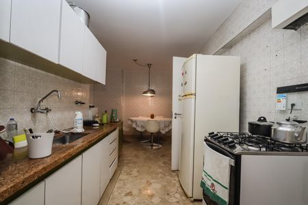 Apartamento à venda com 124m², 3 quartos e 2 vagasCozinha