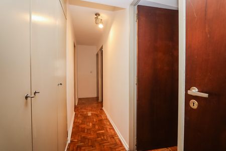 Apartamento à venda com 124m², 3 quartos e 2 vagasCorredor