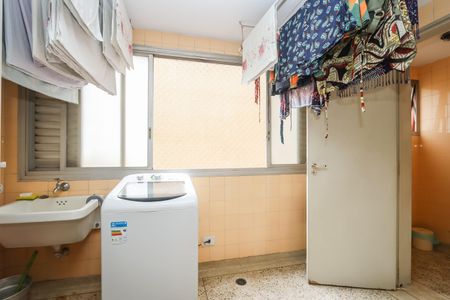 Apartamento à venda com 124m², 3 quartos e 2 vagasÁrea de Serviço