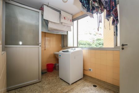 Apartamento à venda com 124m², 3 quartos e 2 vagasÁrea de Serviço