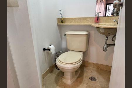 Apartamento à venda com 132m², 3 quartos e 3 vagasLavabo