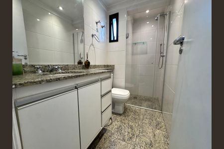Apartamento à venda com 132m², 3 quartos e 3 vagasBnaheiro 3