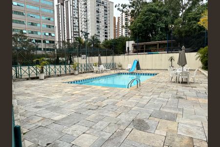 Apartamento à venda com 132m², 3 quartos e 3 vagasÁrea comum - Piscina