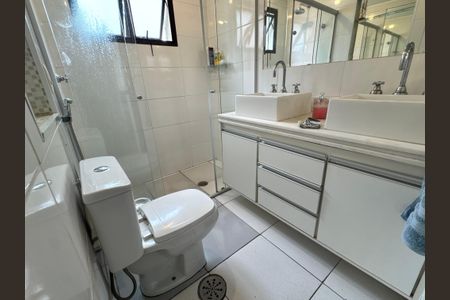 Apartamento à venda com 132m², 3 quartos e 3 vagasBnaheiro suite master 