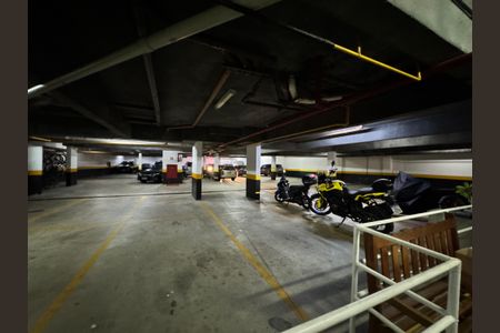 Garagem de apartamento à venda com 3 quartos, 132m² em Parque Bairro Morumbi, São Paulo