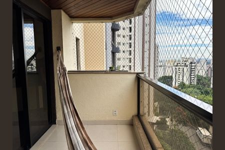 Apartamento à venda com 132m², 3 quartos e 3 vagasVista 