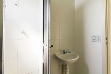 Apartamento para alugar com 48m², 2 quartos e 1 vaga Apartamento para alugar com 48m², 2 quartos e 1 vagaBanheiro