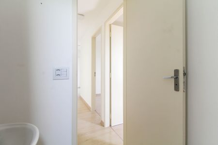 Apartamento para alugar com 48m², 2 quartos e 1 vaga Apartamento para alugar com 48m², 2 quartos e 1 vagaBanheiro