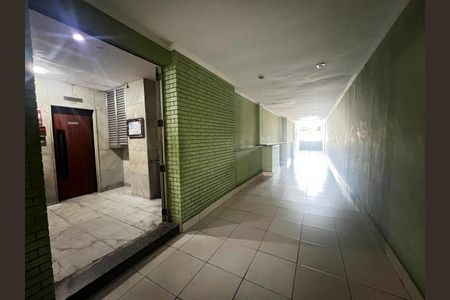 Apartamento para alugar com 97m², 2 quartos e sem vaga Apartamento para alugar com 97m², 2 quartos e sem vagaHall