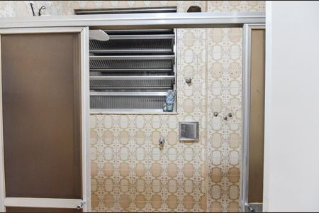 Apartamento para alugar com 97m², 2 quartos e sem vaga Apartamento para alugar com 97m², 2 quartos e sem vagaBanheiro