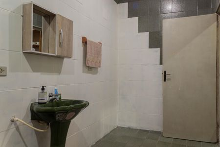 Casa à venda com 50m², 3 quartos e sem vagaBanheiro da Suíte 1