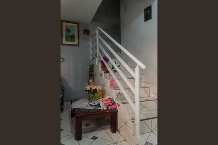 Sala de casa à venda com 3 quartos, 50m² em Conjunto Habitacional Calux, São Bernardo do Campo