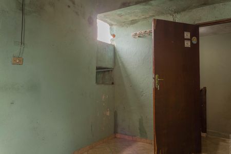 Casa à venda com 50m², 3 quartos e sem vagaÁrea de Serviço
