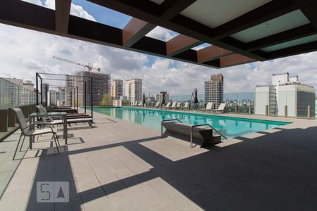 Studio para alugar com 32m², 1 quarto e 1 vagaPiscina